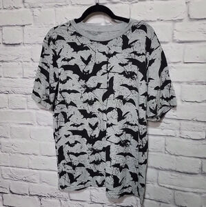 Bats Motif T Shirt Men's L‎ ADTN American Deam Team Network Halloween Scary